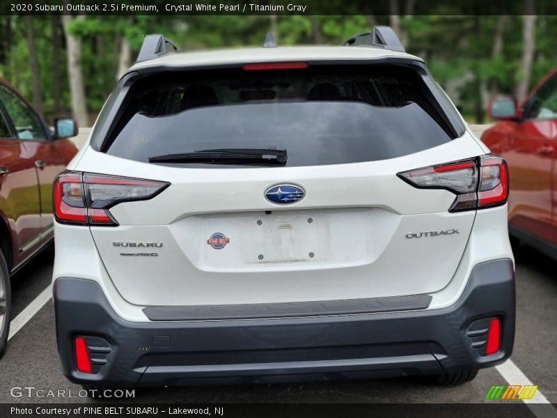 Crystal White Pearl / Titanium Gray 2020 Subaru Outback 2.5i Premium