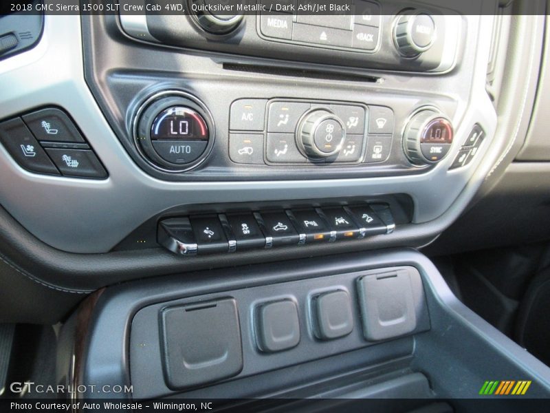 Quicksilver Metallic / Dark Ash/Jet Black 2018 GMC Sierra 1500 SLT Crew Cab 4WD