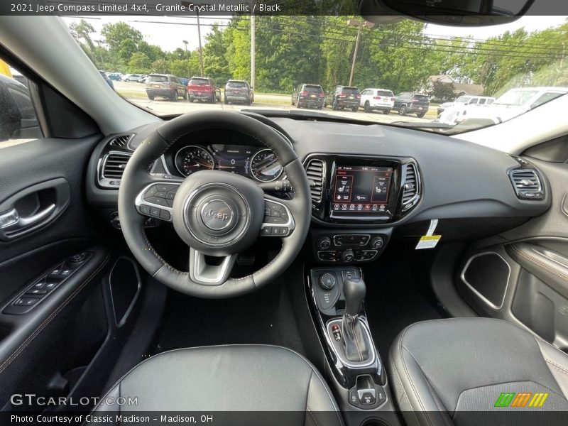  2021 Compass Limited 4x4 Black Interior