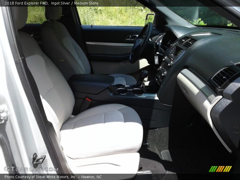 Ingot Silver / Medium Stone 2018 Ford Explorer FWD