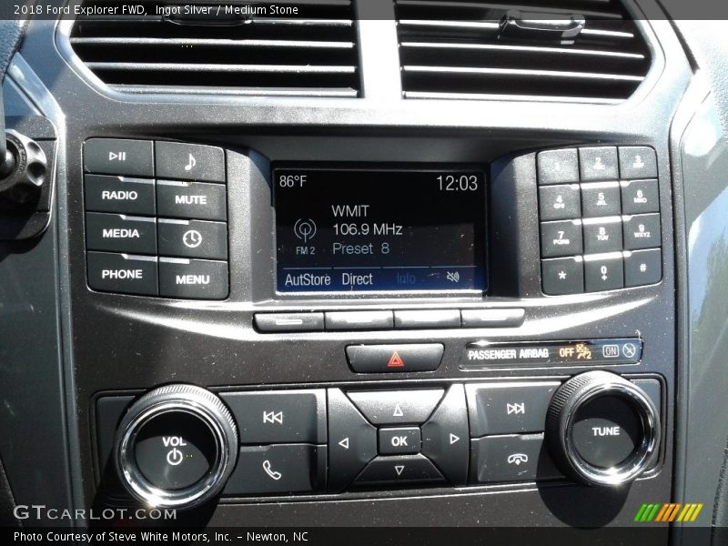 Controls of 2018 Explorer FWD