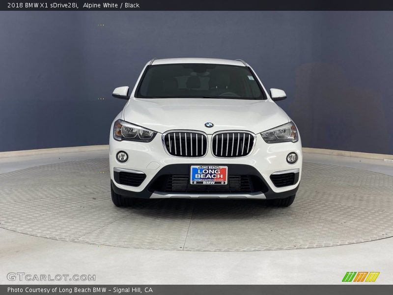 Alpine White / Black 2018 BMW X1 sDrive28i