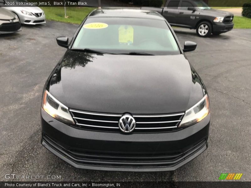 Black / Titan Black 2016 Volkswagen Jetta S