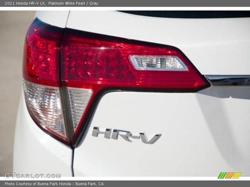 Platinum White Pearl / Gray 2021 Honda HR-V LX