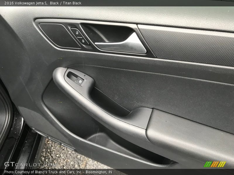 Black / Titan Black 2016 Volkswagen Jetta S