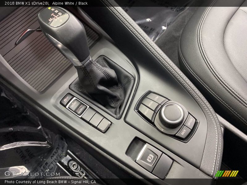 Alpine White / Black 2018 BMW X1 sDrive28i