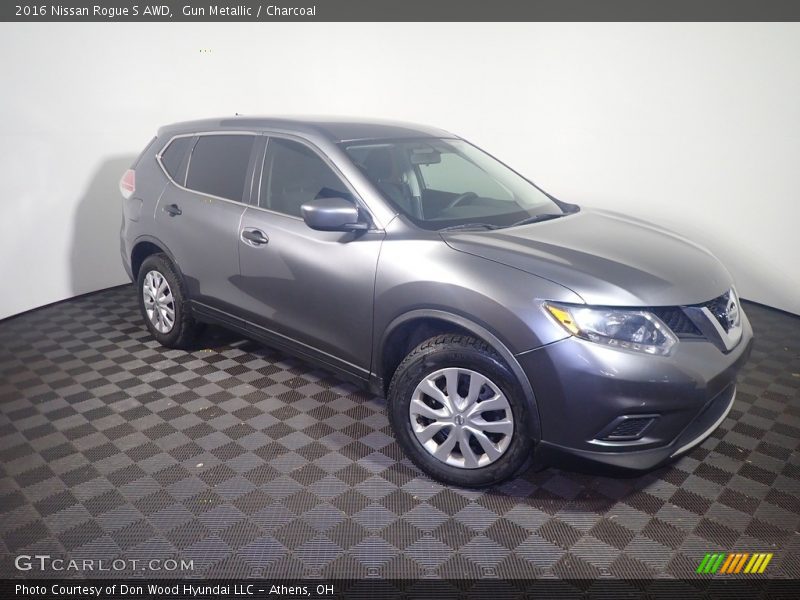 Gun Metallic / Charcoal 2016 Nissan Rogue S AWD