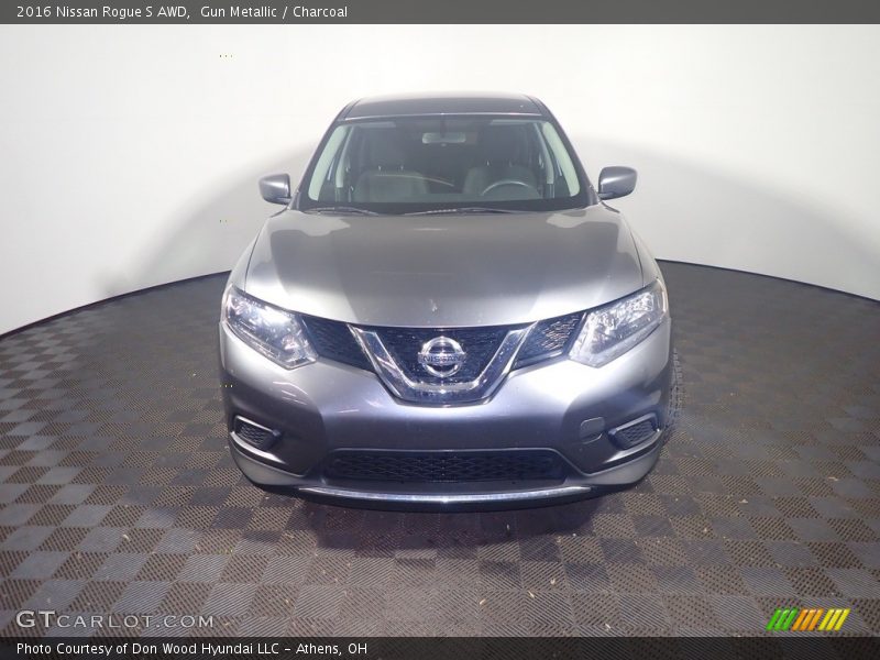 Gun Metallic / Charcoal 2016 Nissan Rogue S AWD