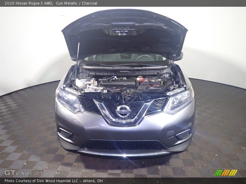 Gun Metallic / Charcoal 2016 Nissan Rogue S AWD
