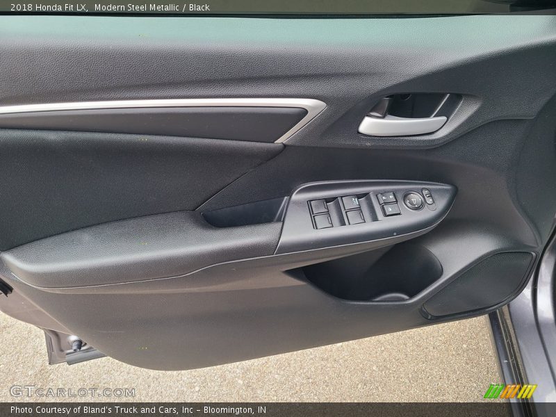 Modern Steel Metallic / Black 2018 Honda Fit LX