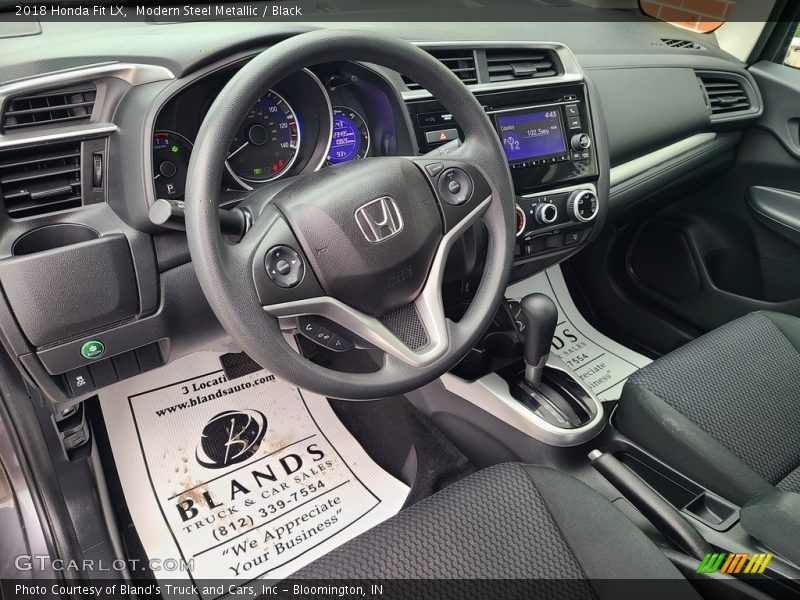 Modern Steel Metallic / Black 2018 Honda Fit LX