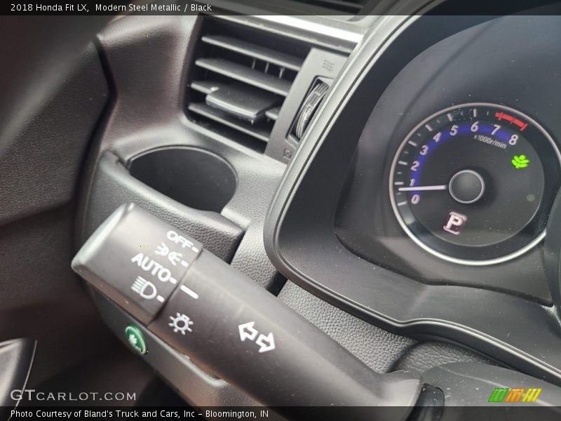 Modern Steel Metallic / Black 2018 Honda Fit LX