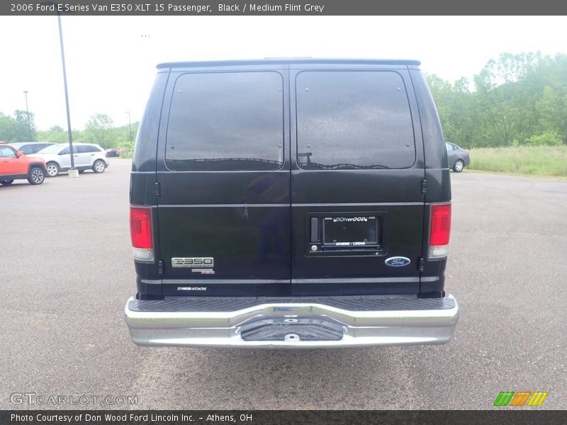 Black / Medium Flint Grey 2006 Ford E Series Van E350 XLT 15 Passenger