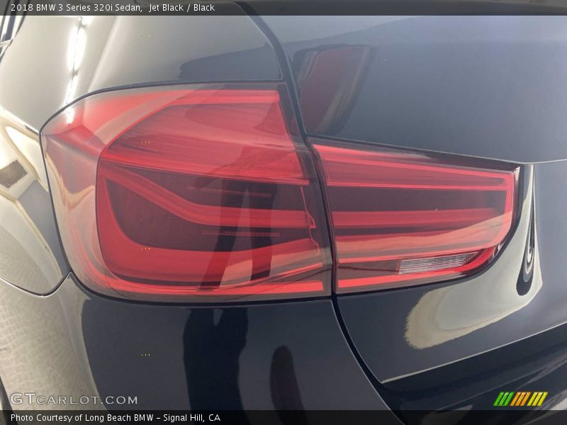 Jet Black / Black 2018 BMW 3 Series 320i Sedan