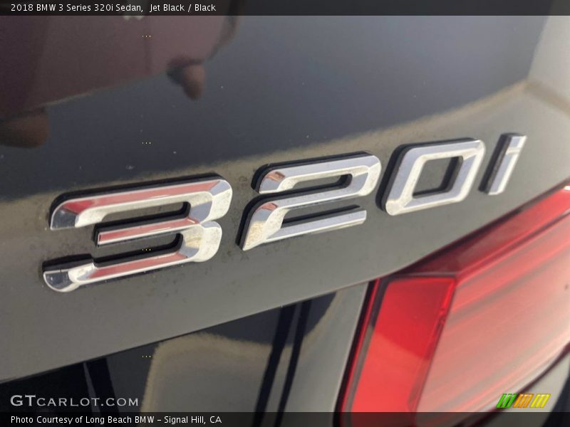 Jet Black / Black 2018 BMW 3 Series 320i Sedan
