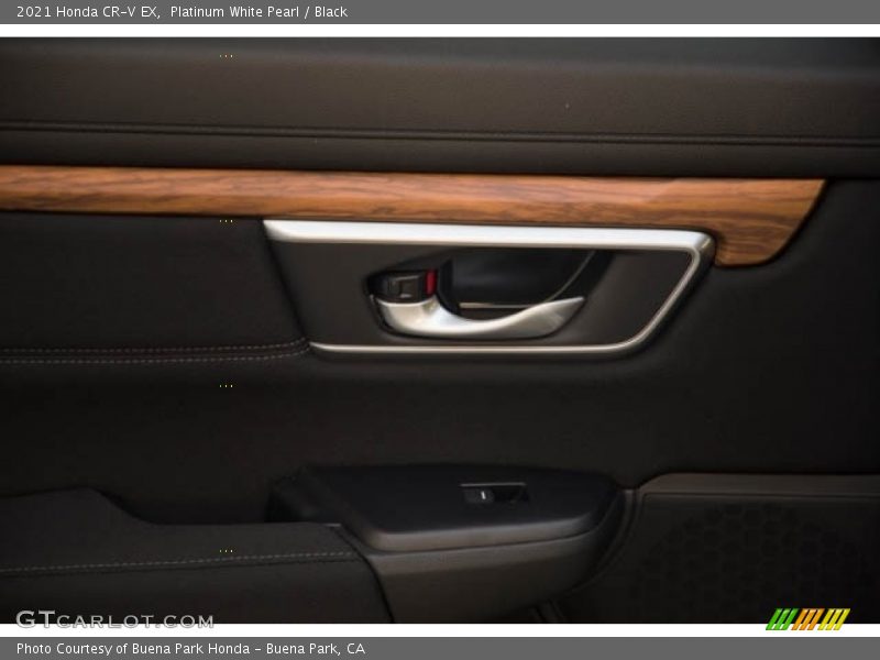 Platinum White Pearl / Black 2021 Honda CR-V EX