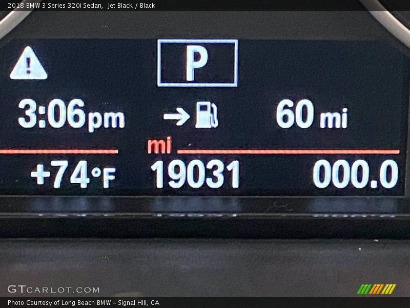 Jet Black / Black 2018 BMW 3 Series 320i Sedan