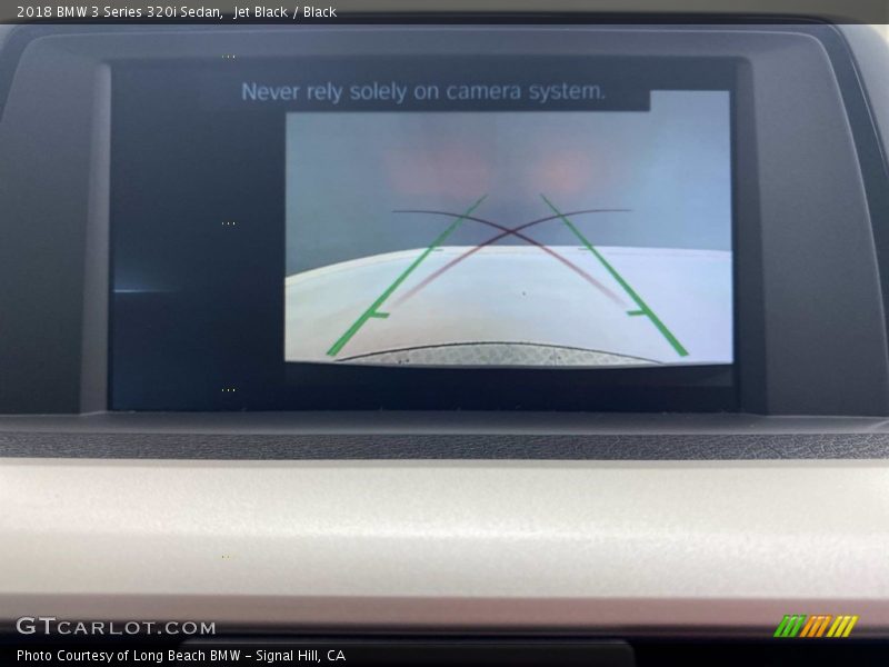 Jet Black / Black 2018 BMW 3 Series 320i Sedan