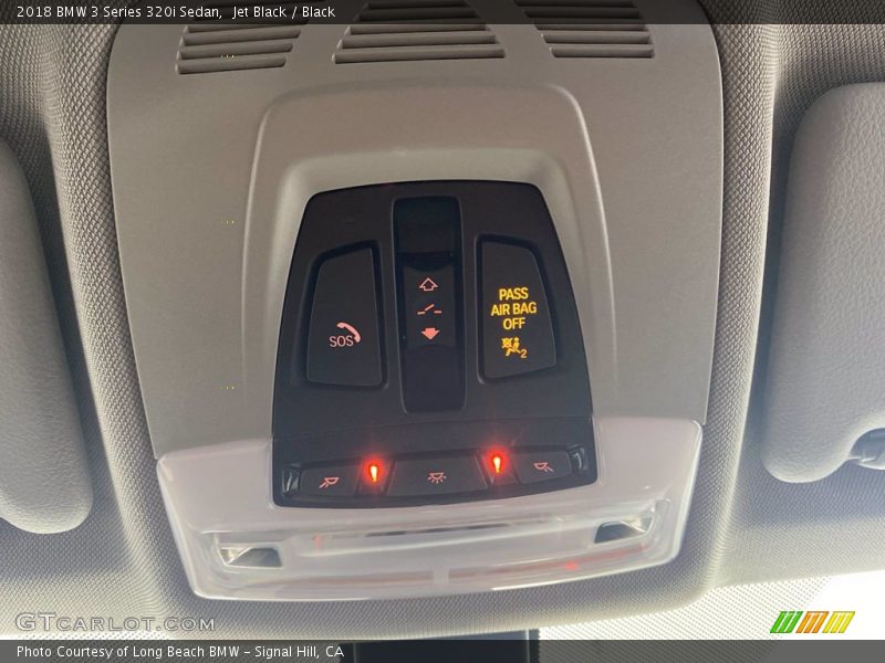 Jet Black / Black 2018 BMW 3 Series 320i Sedan