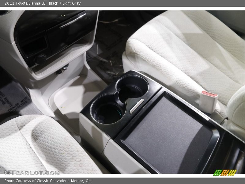 Black / Light Gray 2011 Toyota Sienna LE