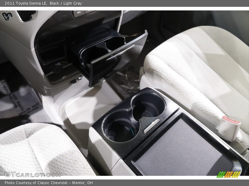 Black / Light Gray 2011 Toyota Sienna LE