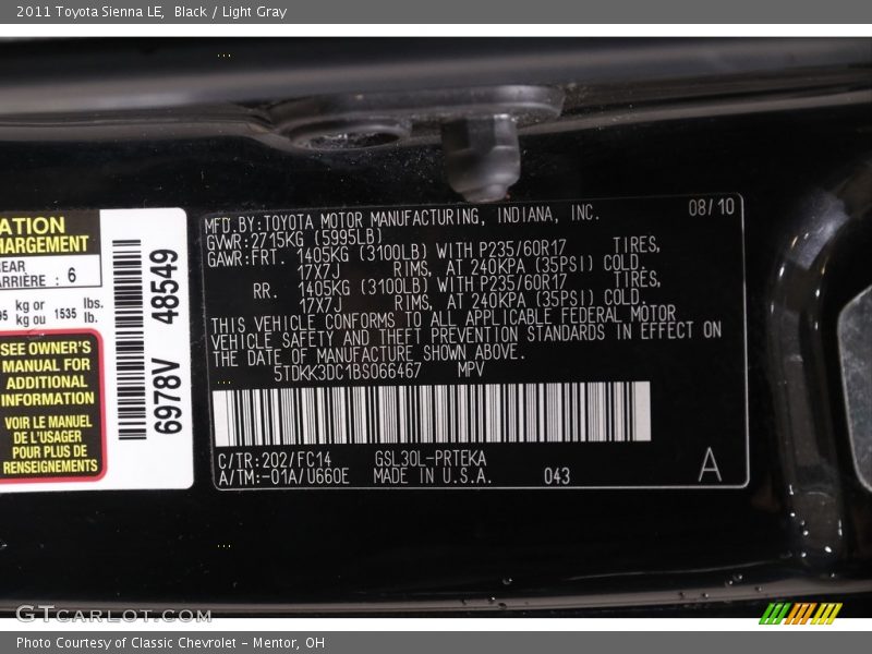 Black / Light Gray 2011 Toyota Sienna LE