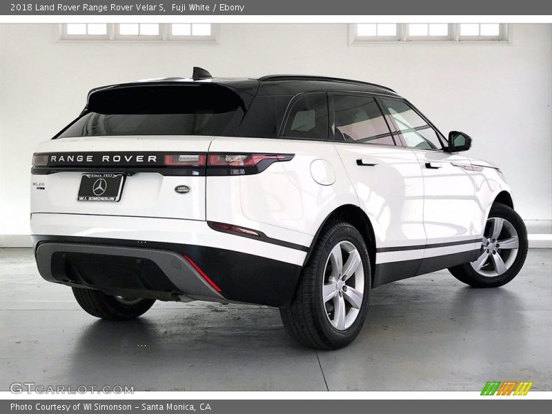 Fuji White / Ebony 2018 Land Rover Range Rover Velar S