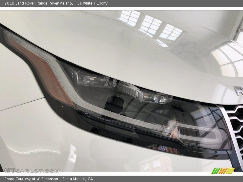 Fuji White / Ebony 2018 Land Rover Range Rover Velar S