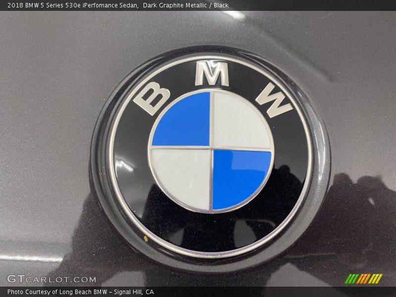Dark Graphite Metallic / Black 2018 BMW 5 Series 530e iPerfomance Sedan