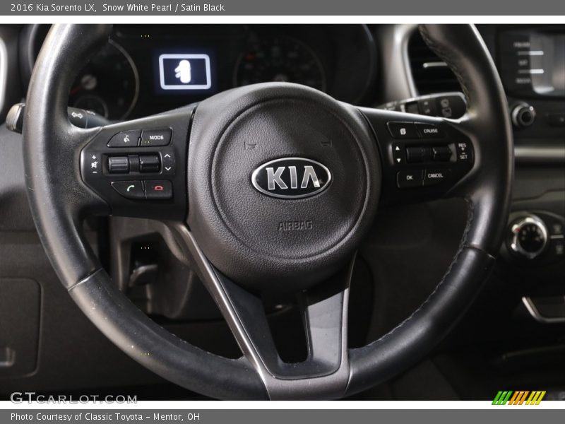 Snow White Pearl / Satin Black 2016 Kia Sorento LX