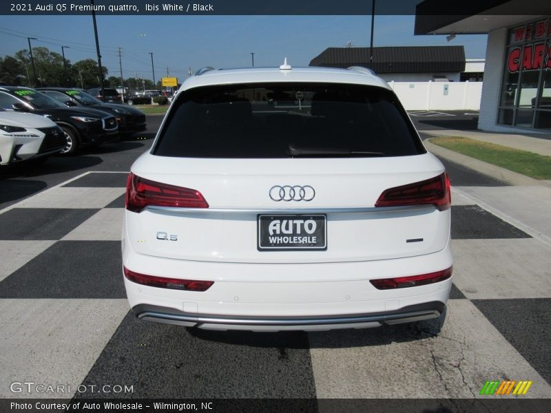 Ibis White / Black 2021 Audi Q5 Premium quattro
