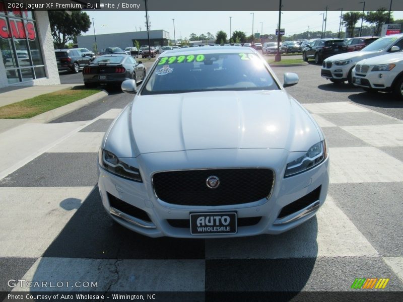 Fuji White / Ebony 2020 Jaguar XF Premium