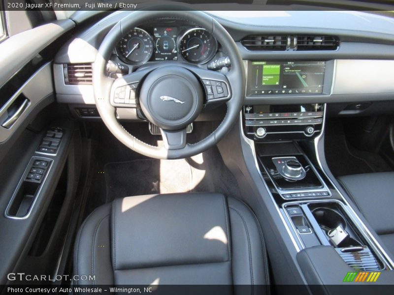 Fuji White / Ebony 2020 Jaguar XF Premium