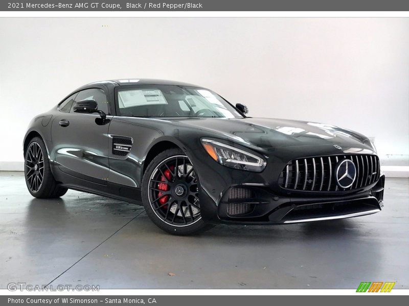 Front 3/4 View of 2021 AMG GT Coupe