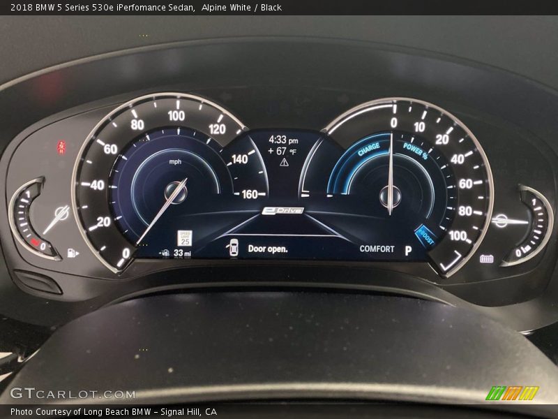 Alpine White / Black 2018 BMW 5 Series 530e iPerfomance Sedan