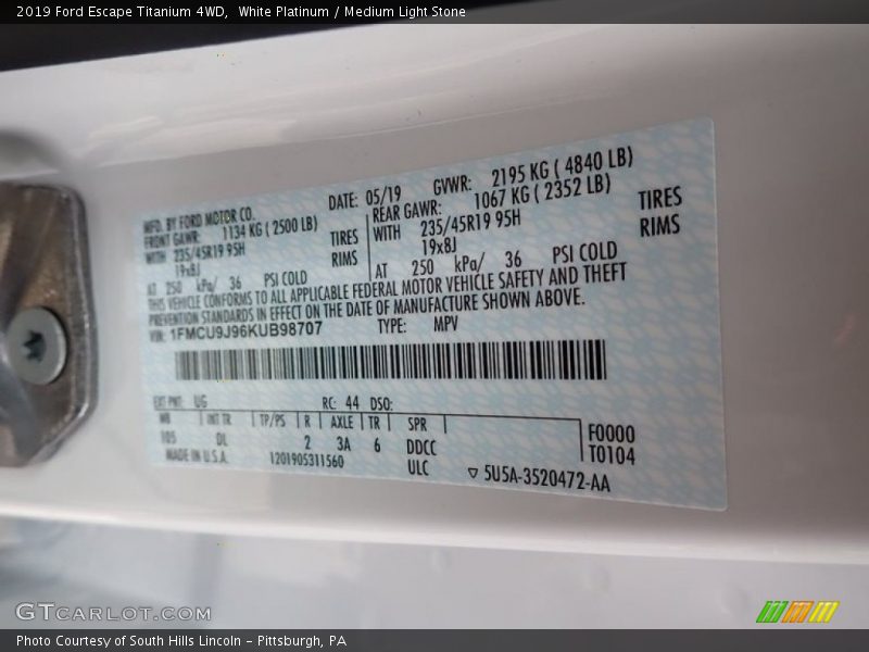 White Platinum / Medium Light Stone 2019 Ford Escape Titanium 4WD