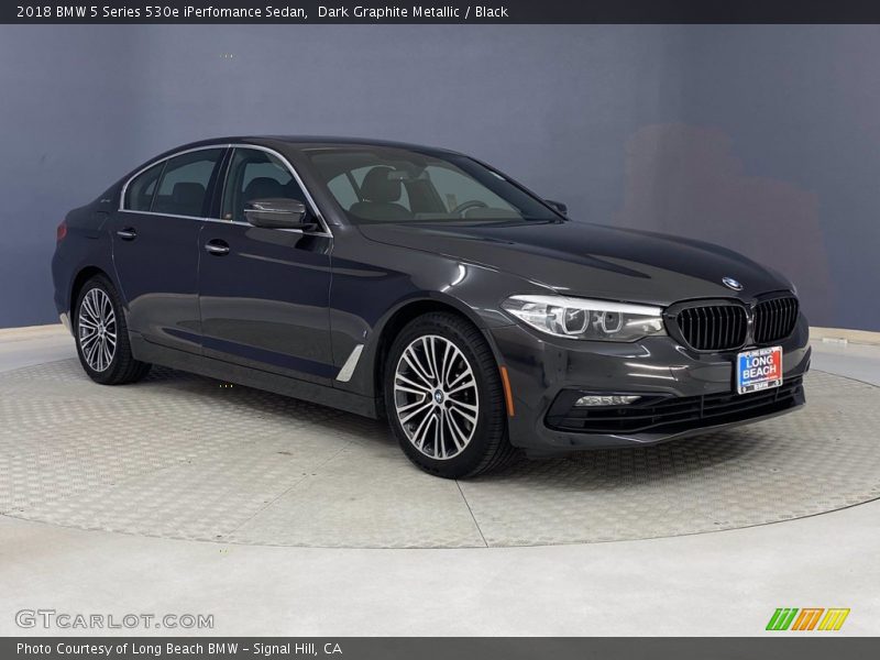 Dark Graphite Metallic / Black 2018 BMW 5 Series 530e iPerfomance Sedan