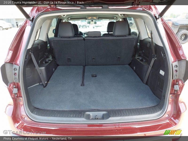  2016 Highlander LE Trunk