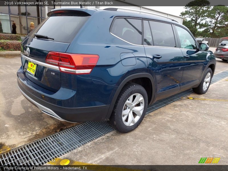 Tourmaline Blue Metallic / Titan Black 2018 Volkswagen Atlas SE