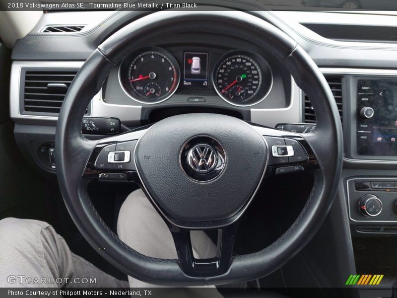 Tourmaline Blue Metallic / Titan Black 2018 Volkswagen Atlas SE