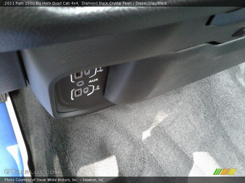 Diamond Black Crystal Pearl / Diesel Gray/Black 2021 Ram 1500 Big Horn Quad Cab 4x4