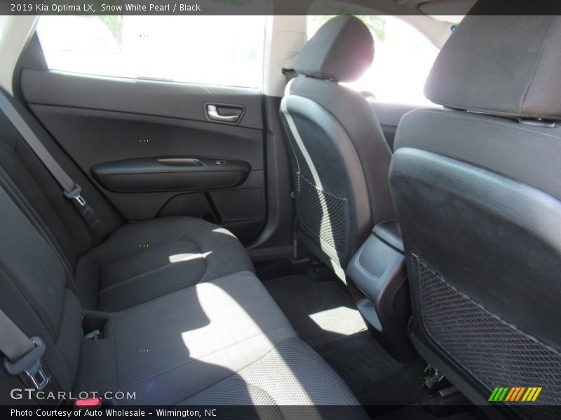 Snow White Pearl / Black 2019 Kia Optima LX