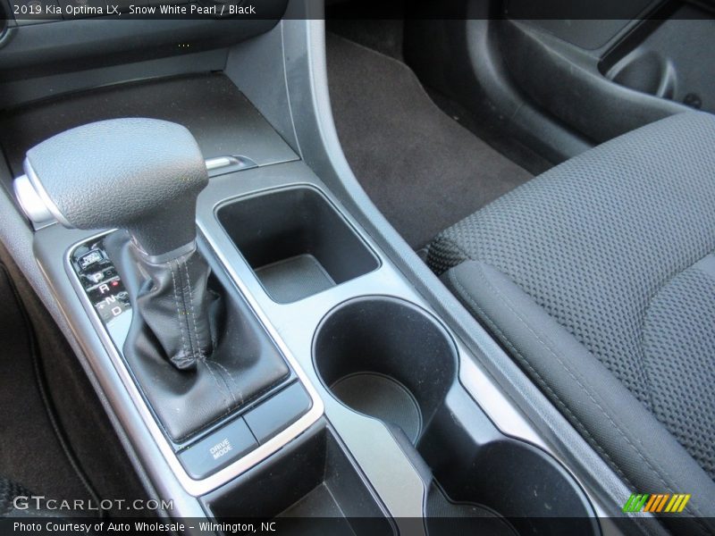 Snow White Pearl / Black 2019 Kia Optima LX