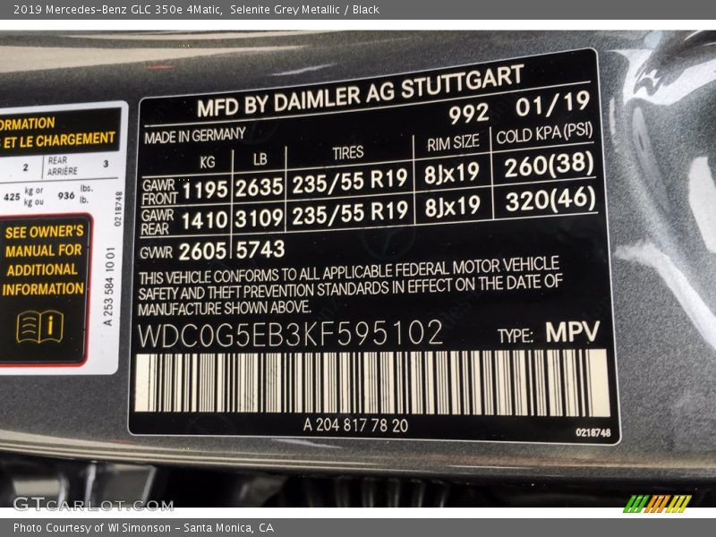 Selenite Grey Metallic / Black 2019 Mercedes-Benz GLC 350e 4Matic