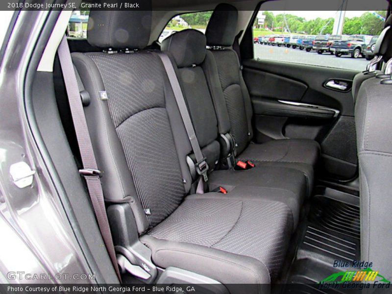 Granite Pearl / Black 2018 Dodge Journey SE