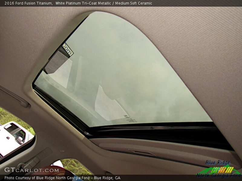 White Platinum Tri-Coat Metallic / Medium Soft Ceramic 2016 Ford Fusion Titanium