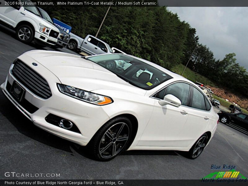 White Platinum Tri-Coat Metallic / Medium Soft Ceramic 2016 Ford Fusion Titanium
