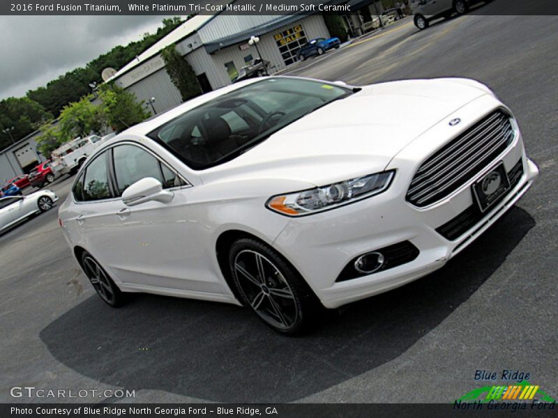 White Platinum Tri-Coat Metallic / Medium Soft Ceramic 2016 Ford Fusion Titanium