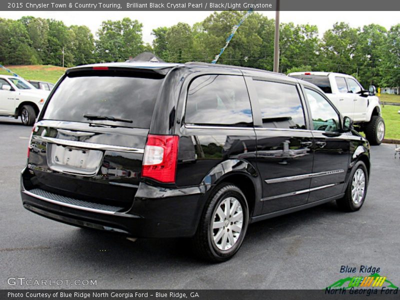 Brilliant Black Crystal Pearl / Black/Light Graystone 2015 Chrysler Town & Country Touring