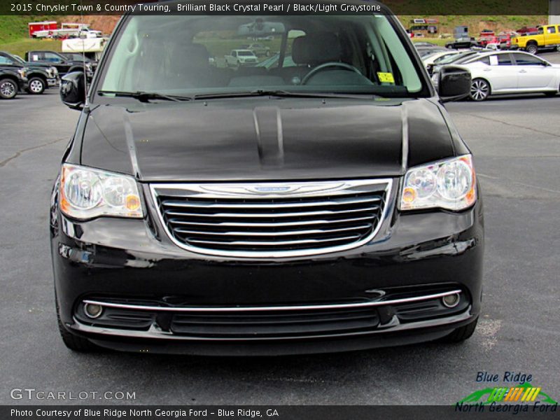 Brilliant Black Crystal Pearl / Black/Light Graystone 2015 Chrysler Town & Country Touring
